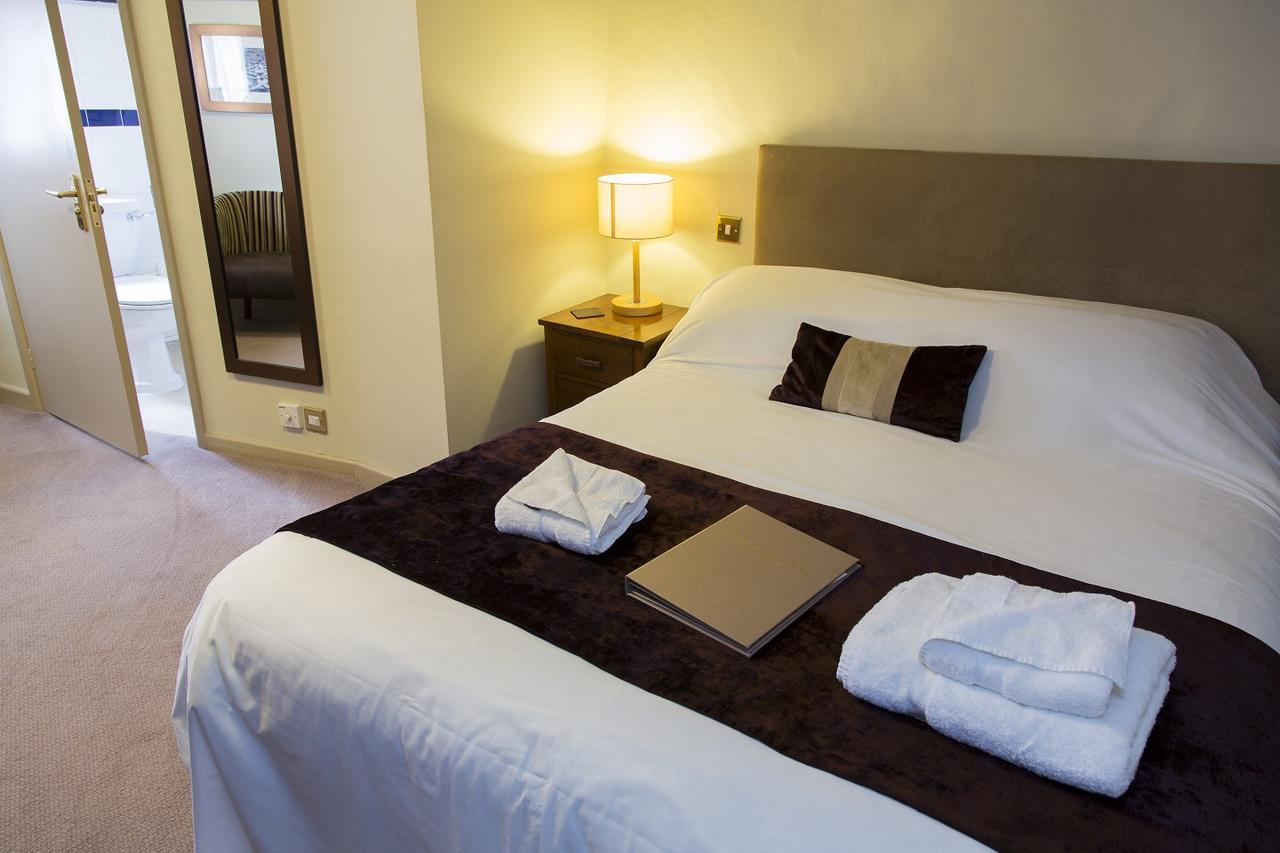 The Talbot Hotel Ledbury Extérieur photo